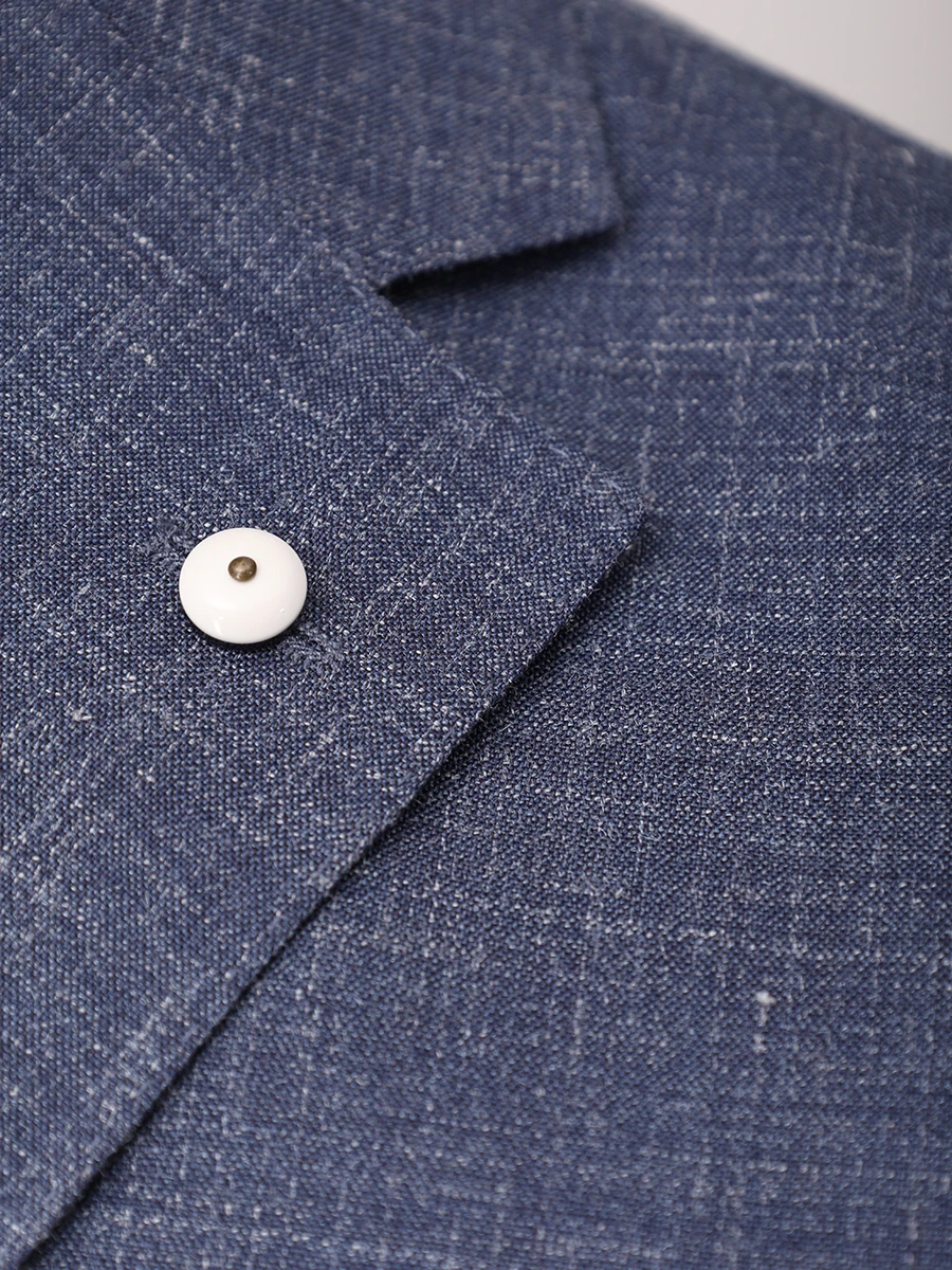 Костюм из шерсти и шелка