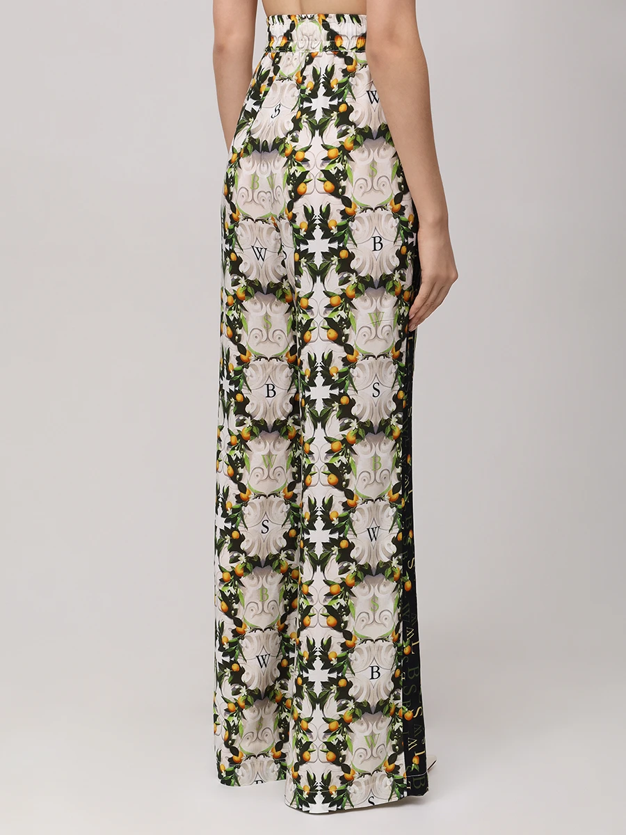 Костюм из вискозы