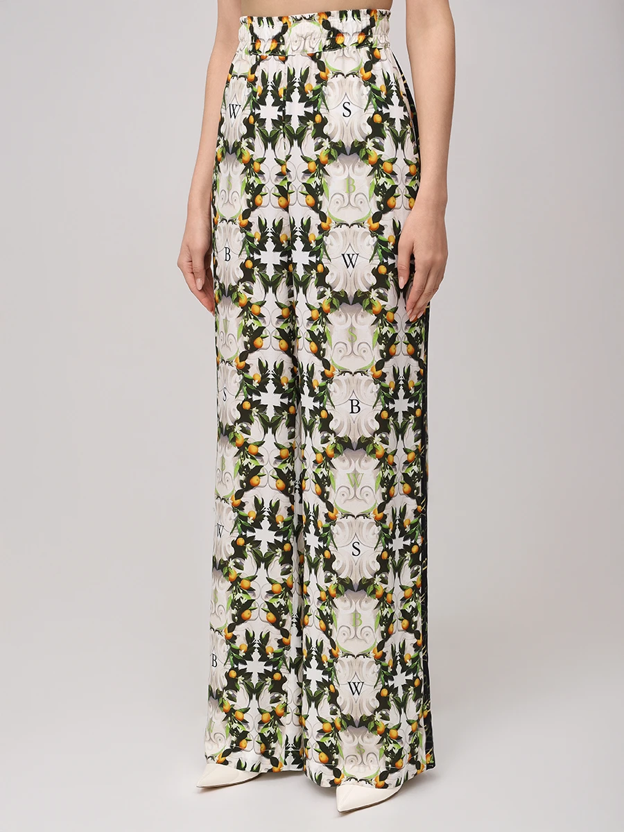 Костюм из вискозы