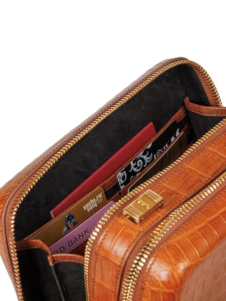 Сумка из кожи крокодила