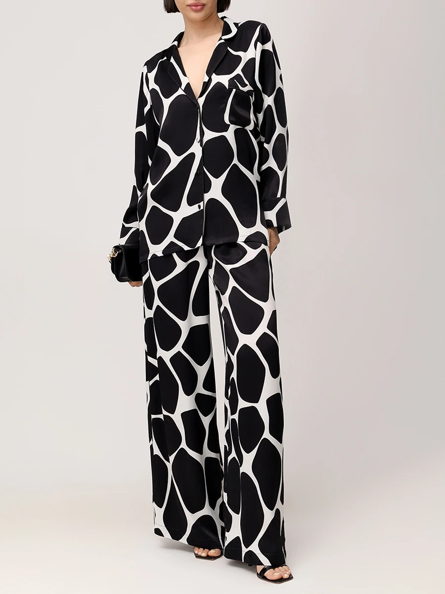 Костюм из шелка и вискозы Агата