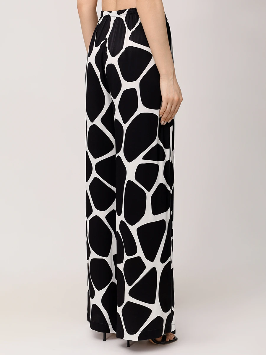 Костюм из шелка и вискозы Агата