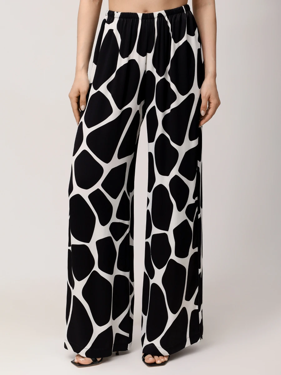 Костюм из шелка и вискозы Агата