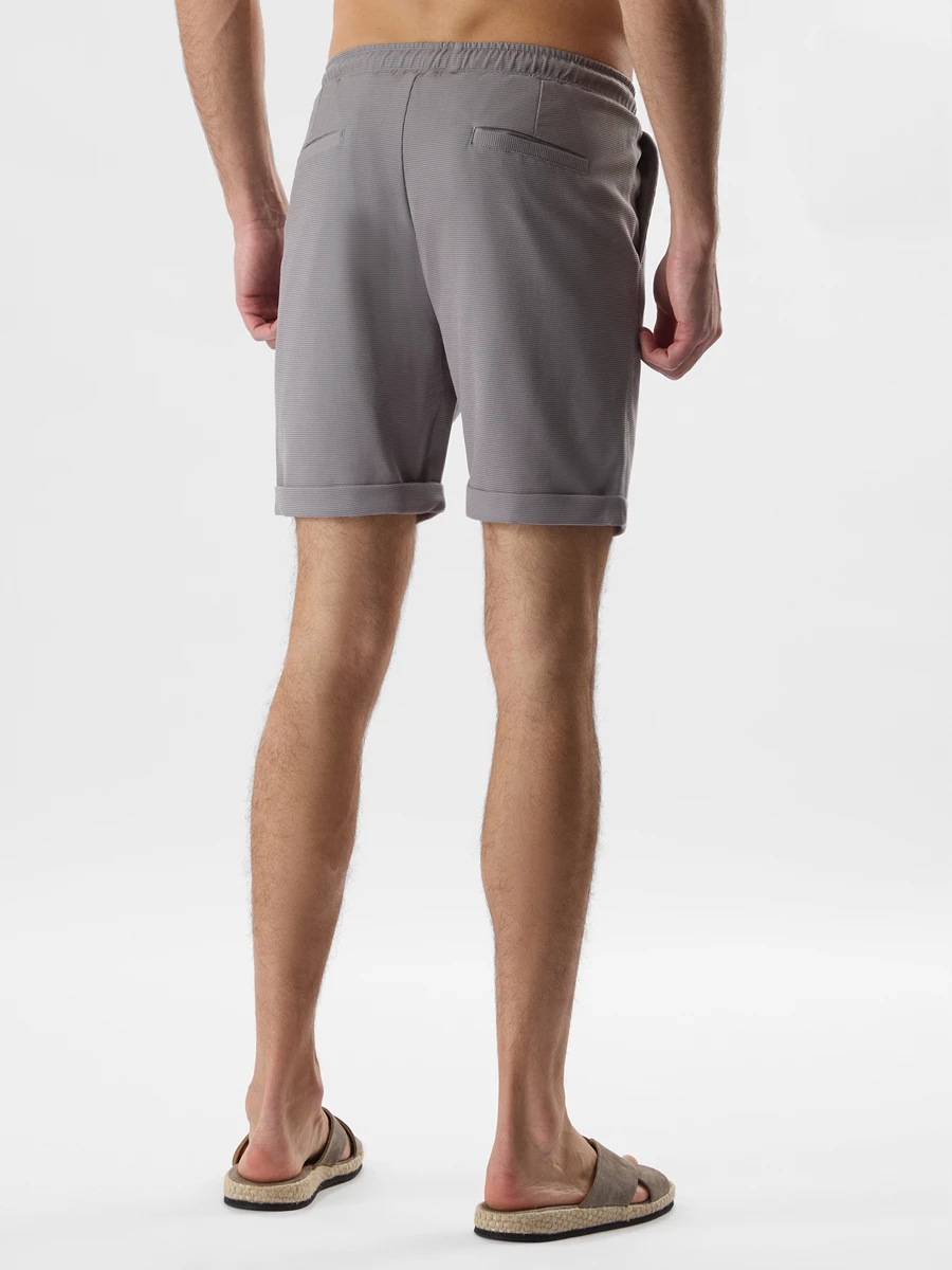 Шорты однотонные