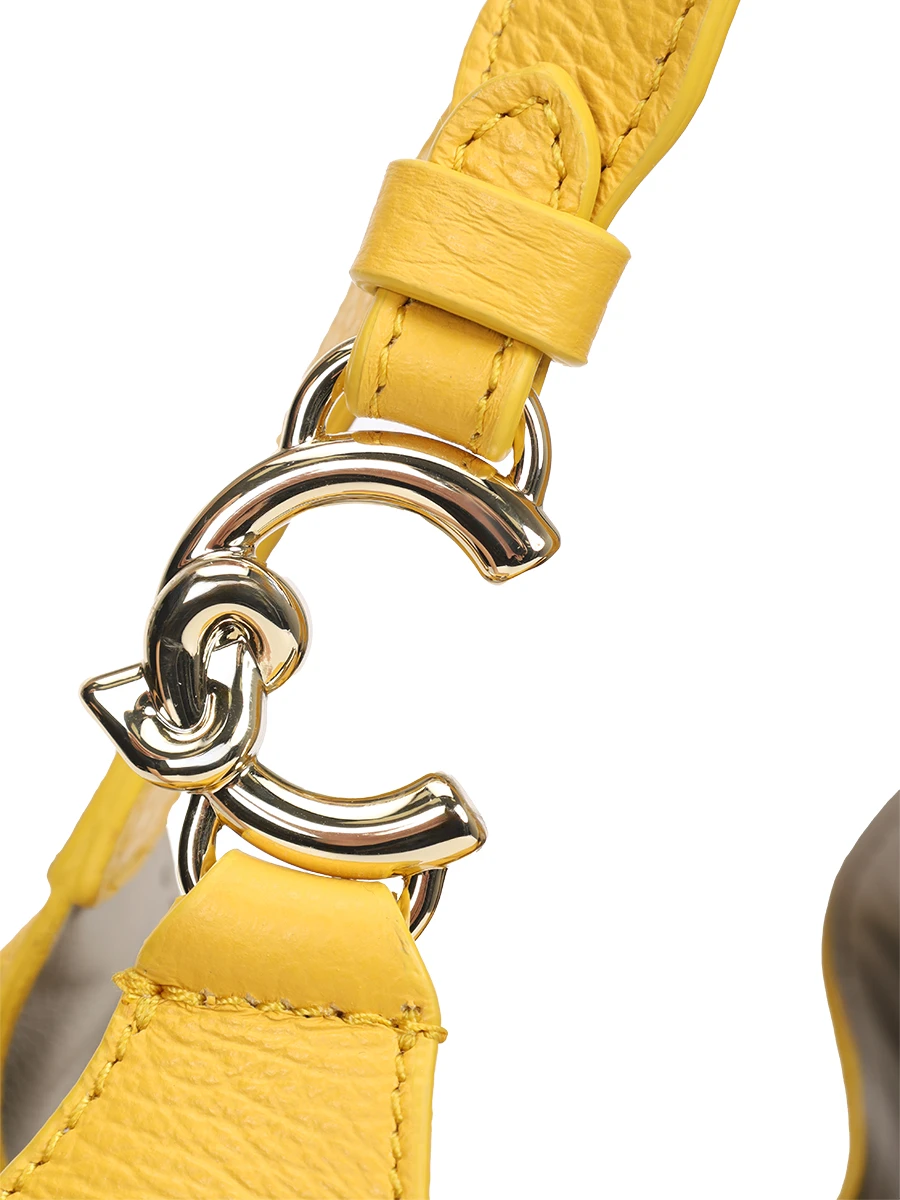 Сумка кожаная с брелоком