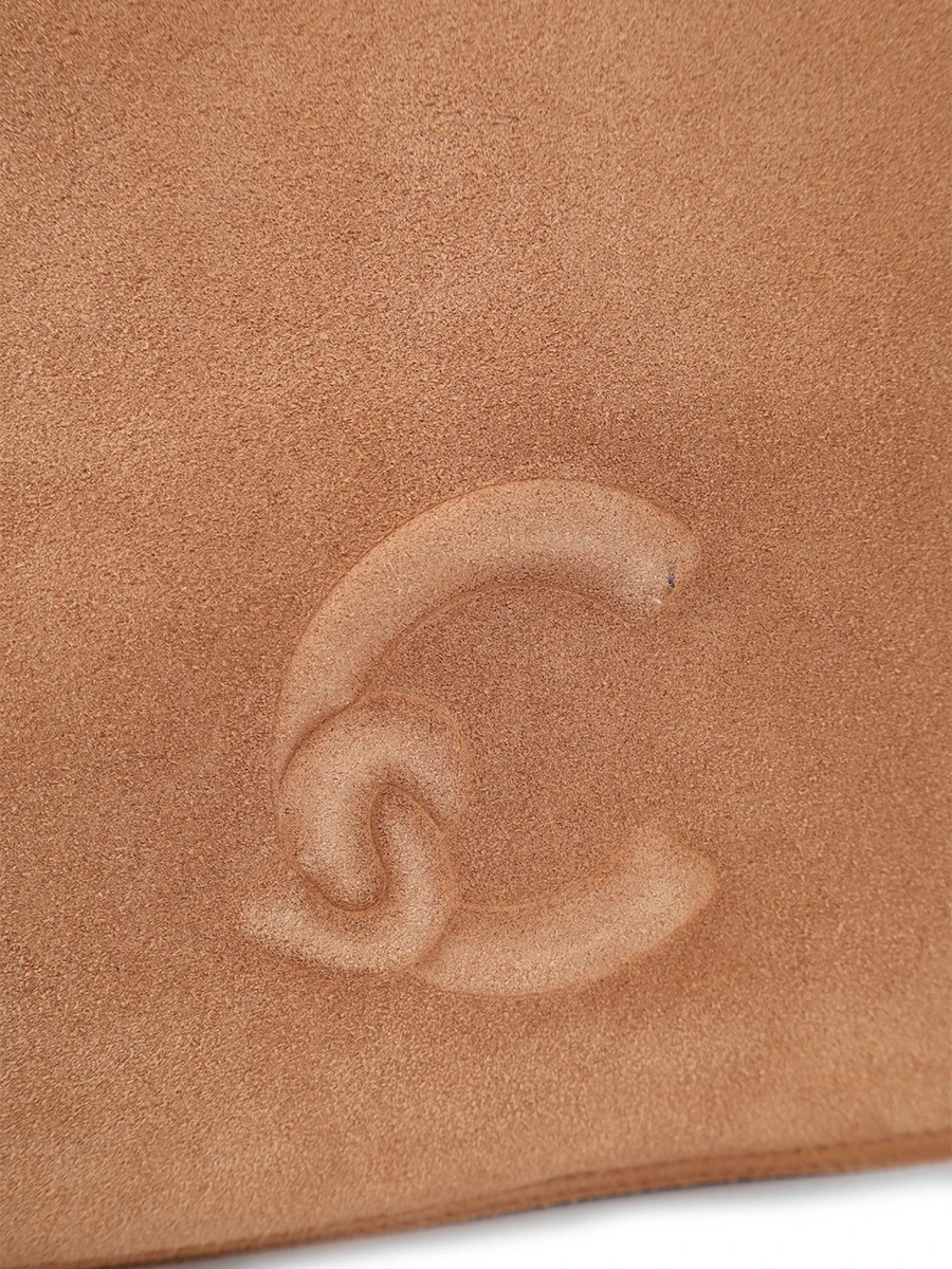 Сумка замшевая с брелоком