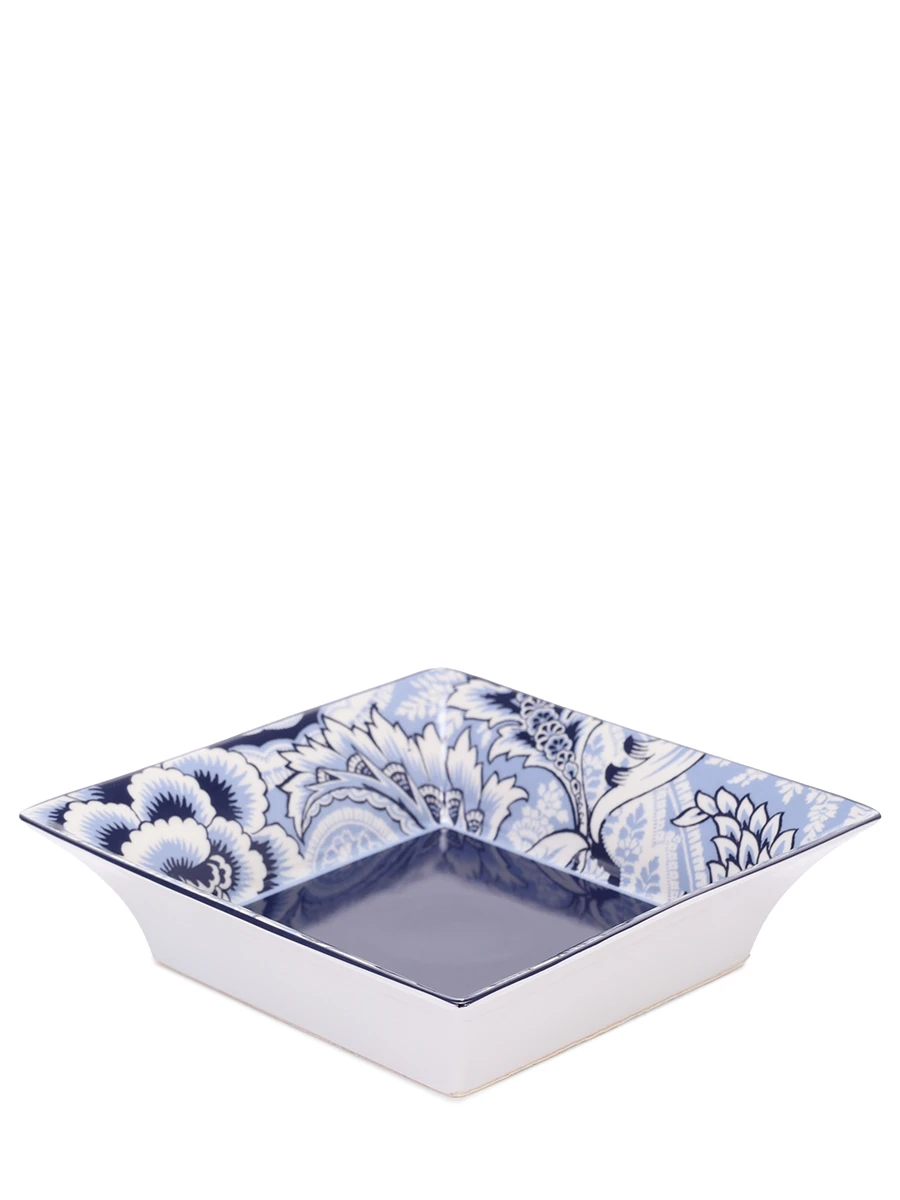 Тарелка фарфоровая