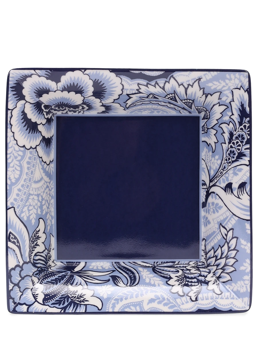 Тарелка фарфоровая