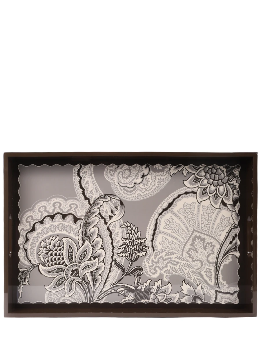 Поднос с узором