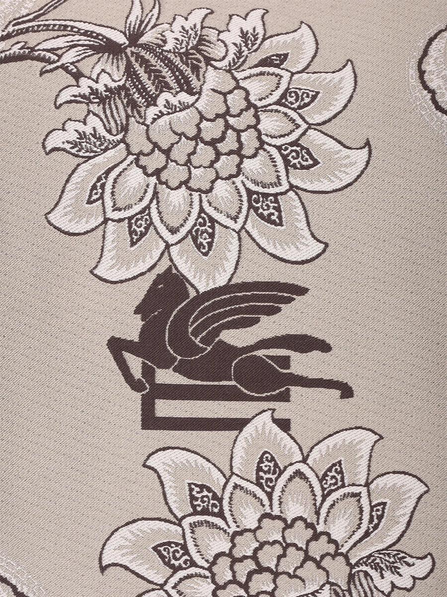 Подушка с узором