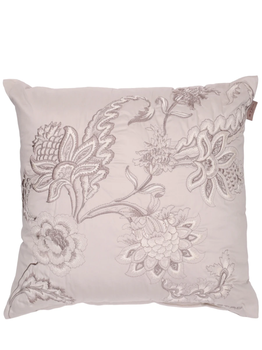 Подушка с узором