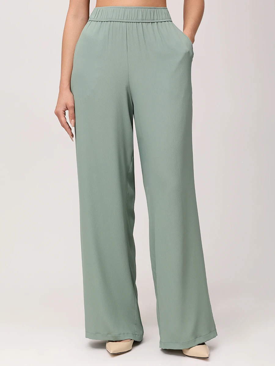 Костюм однотонный