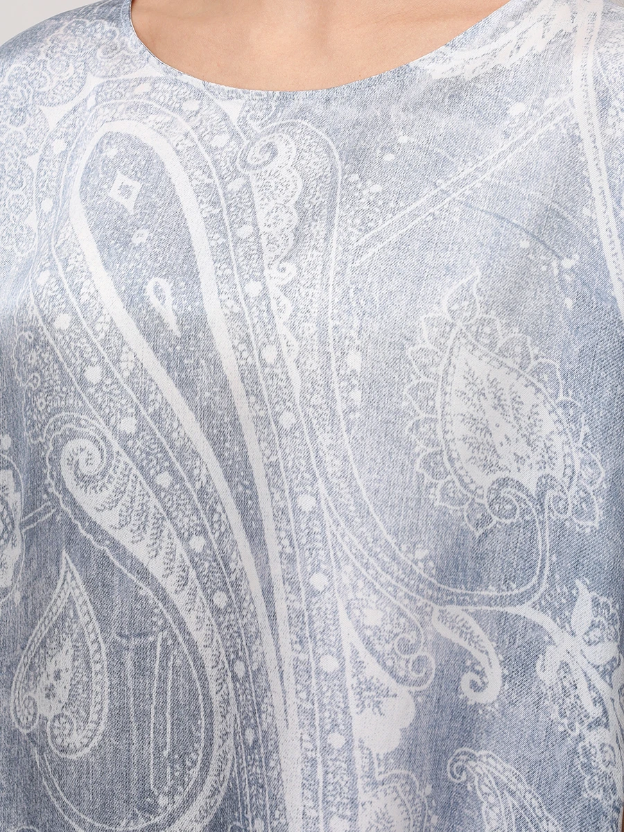 Костюм из вискозы