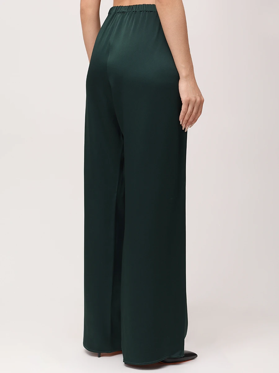 Костюм однотонный