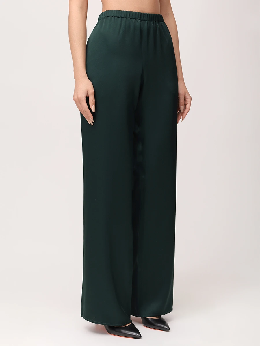 Костюм однотонный