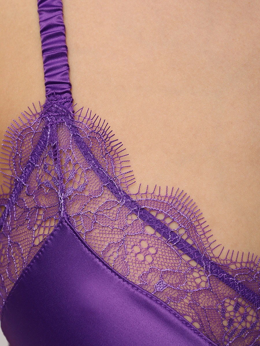 Бюстгальтер с кружевом