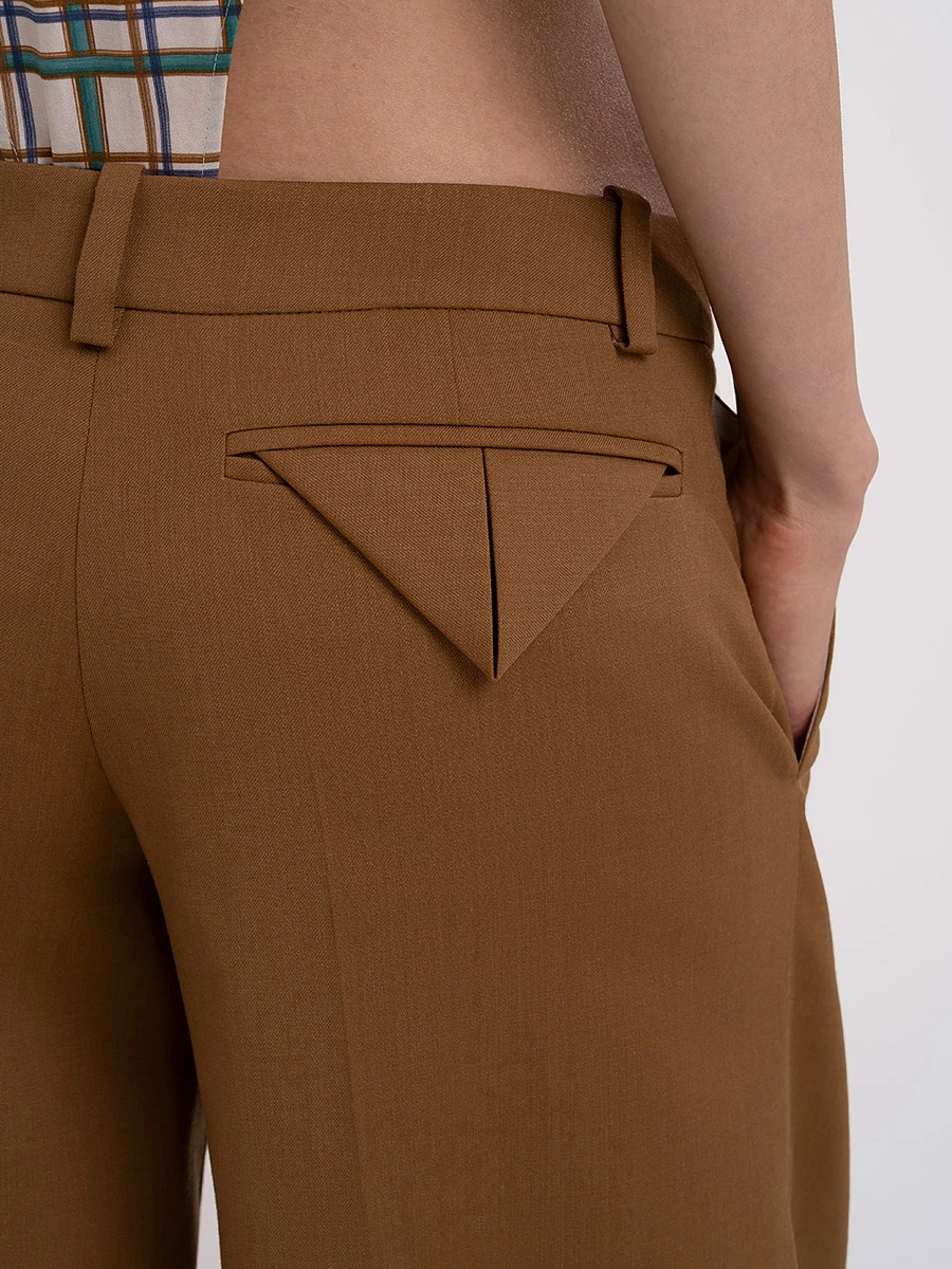 Брюки с разрезами