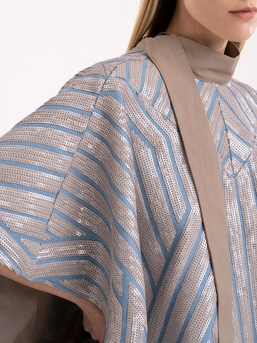 Кейп с пайетками