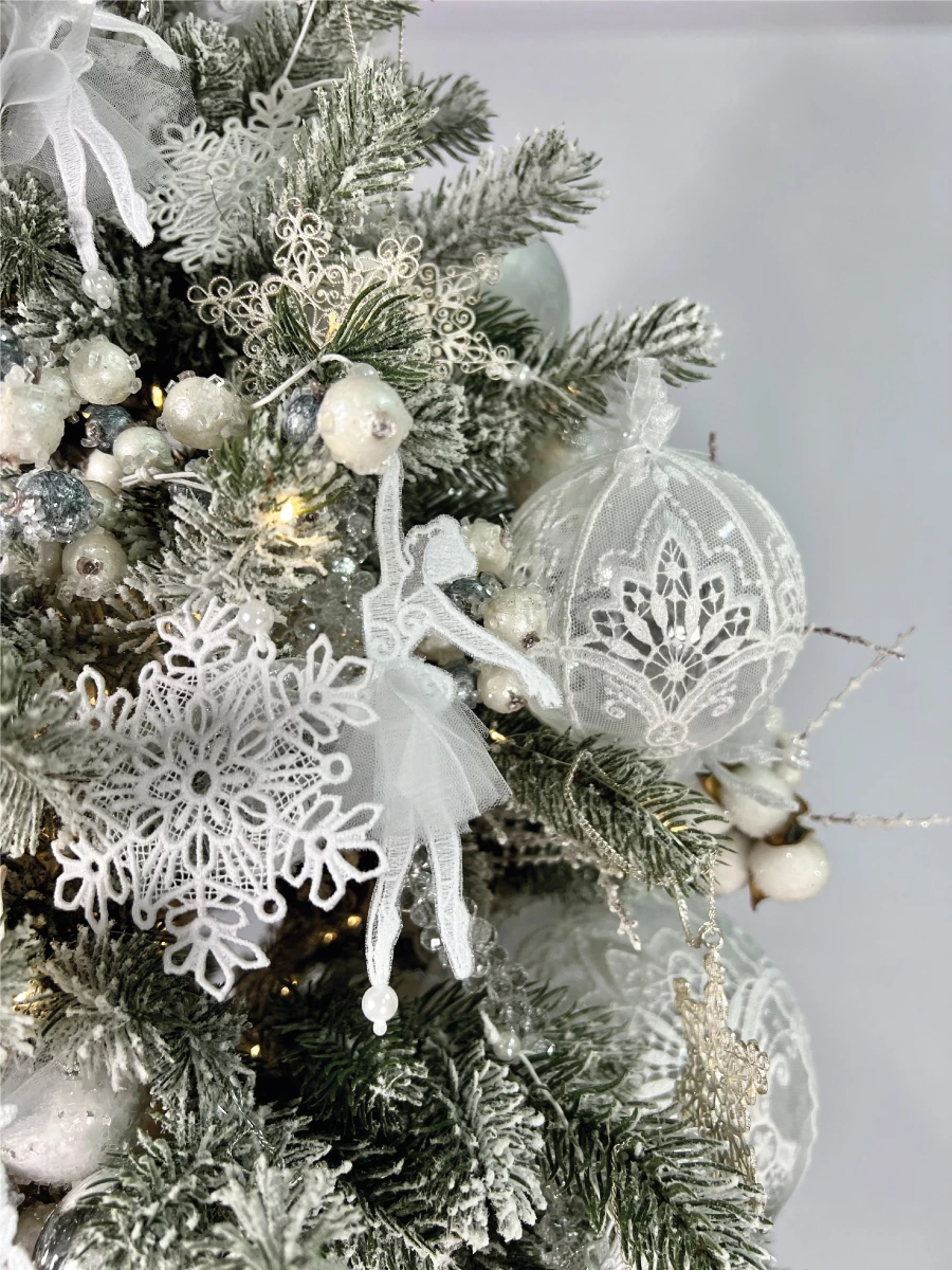 Ёлка Царевна лебедь