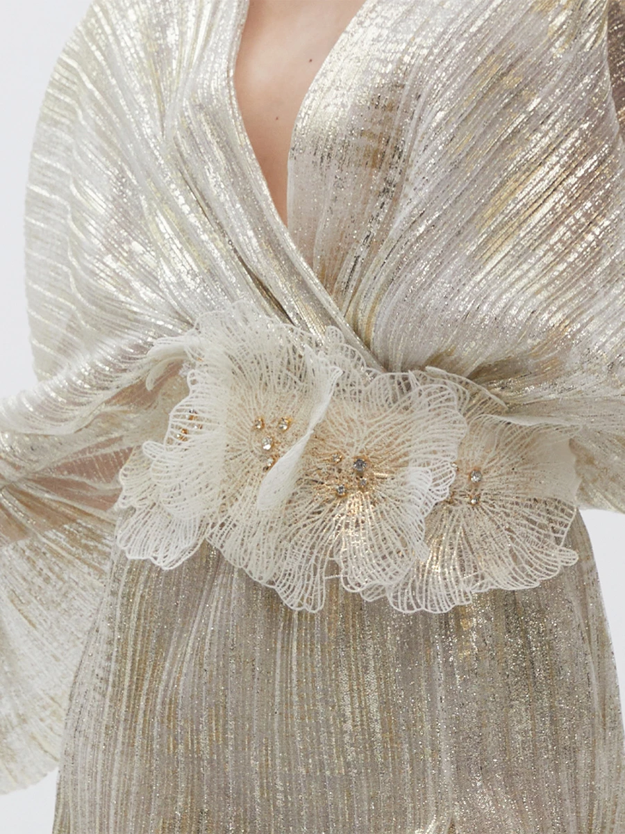 Пояс-лента с цветами