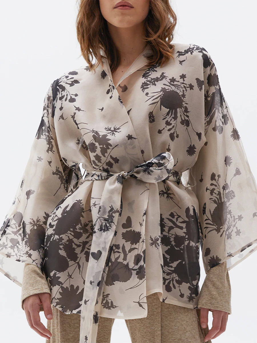 Кимоно шелковое