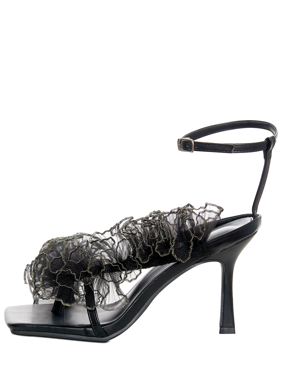 Босоножки с декором