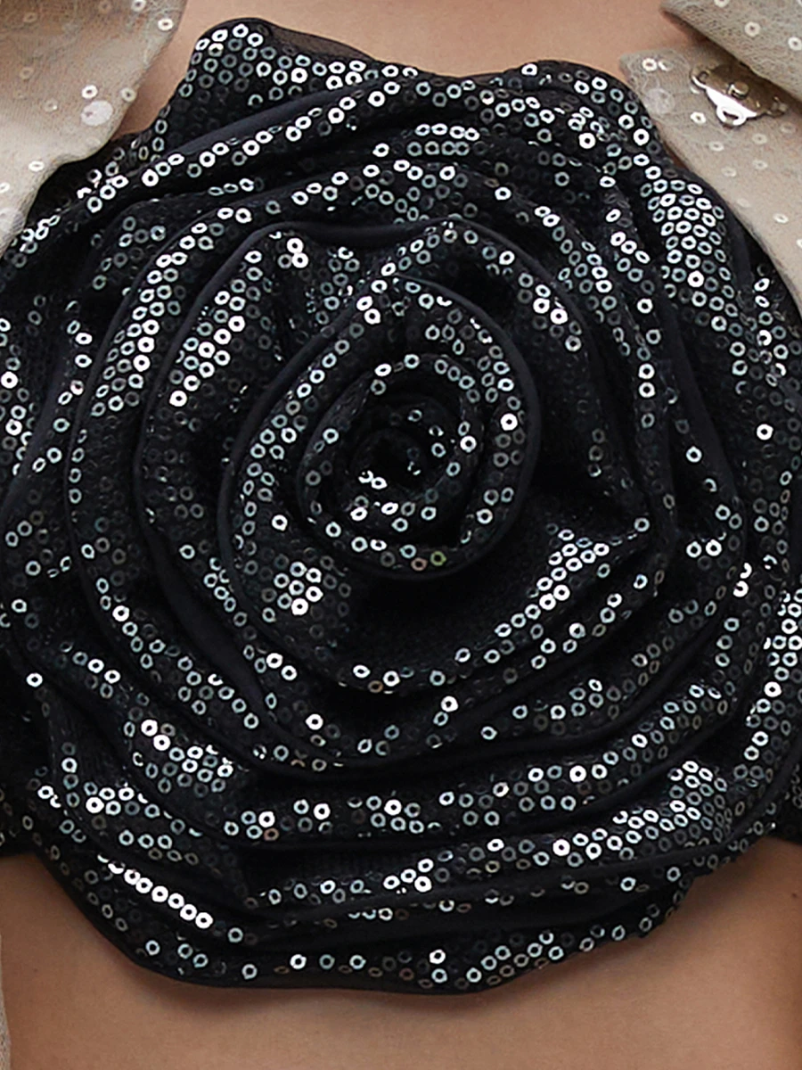 Кроп-топ с пайетками