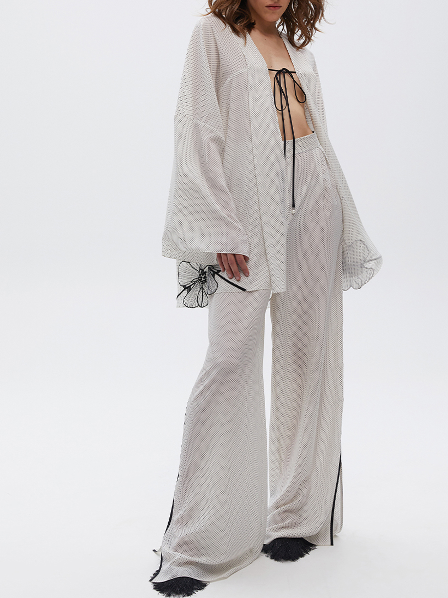 Костюм шелковый