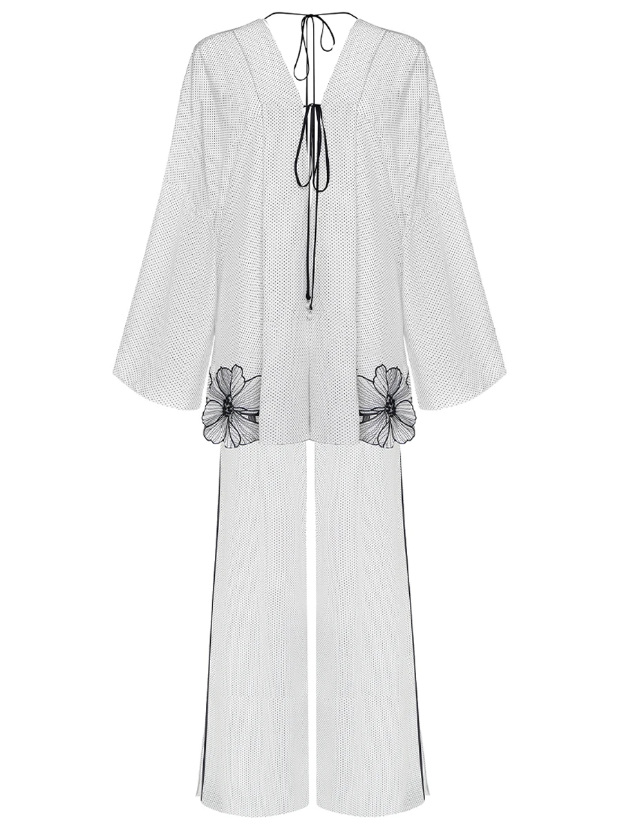 Костюм шелковый