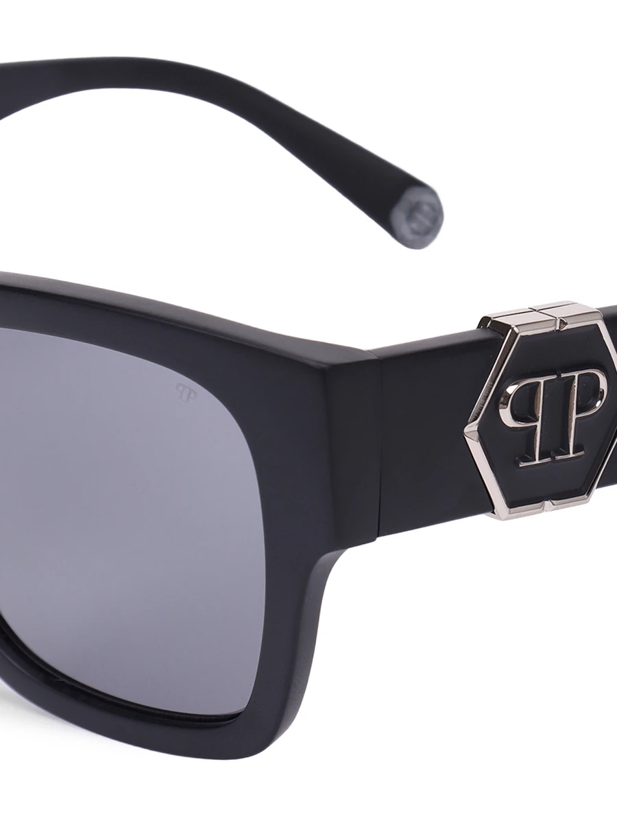 Очки солнцезащитные