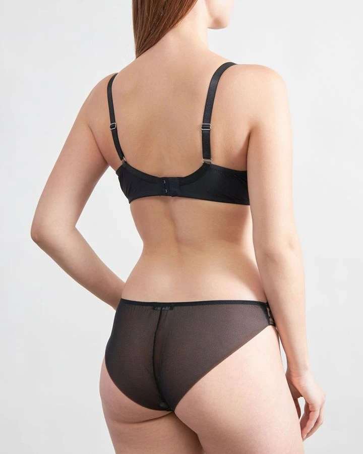 Бюстгальтер