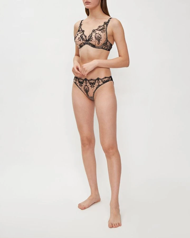 Бюстгальтер