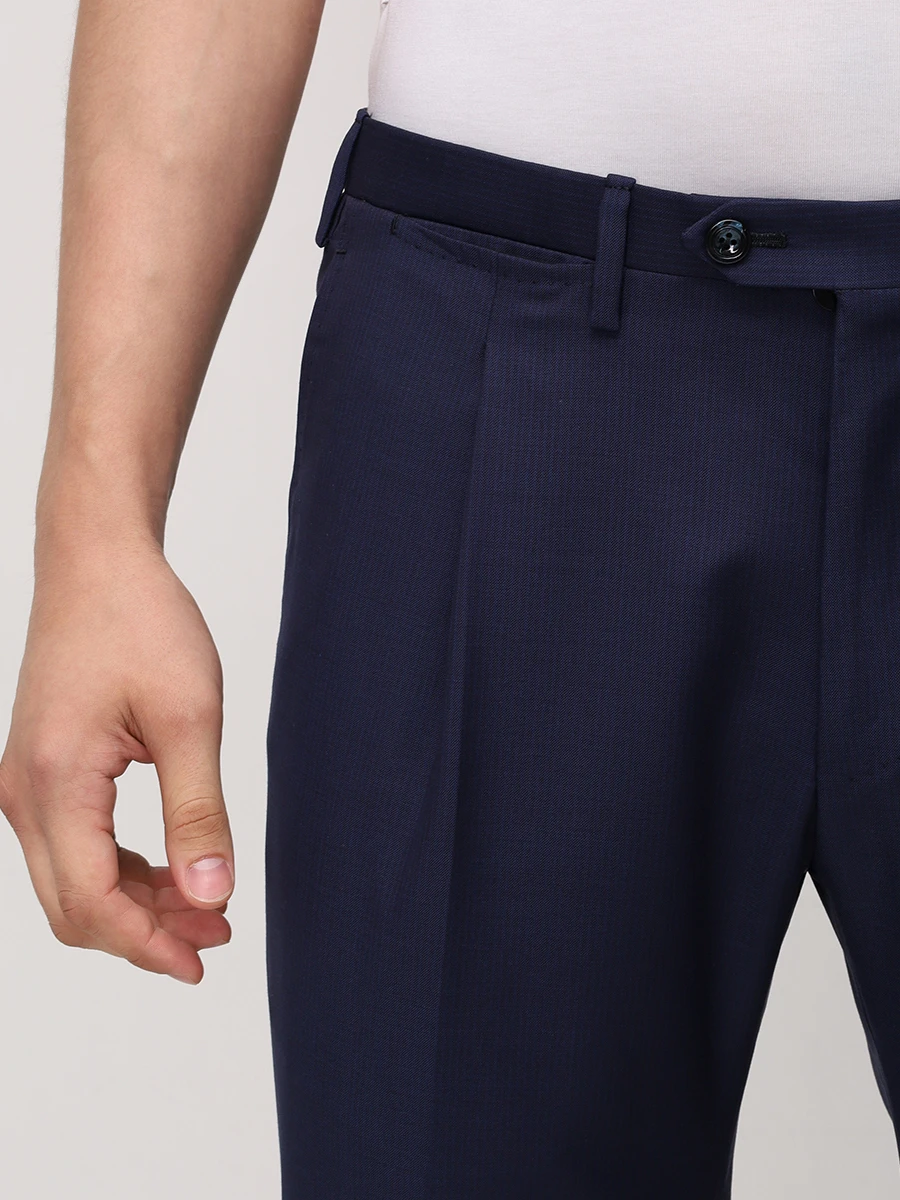 Костюм шерстяной