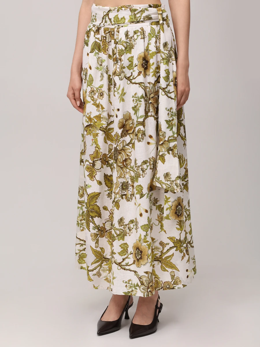 Костюм изо льна и вискозы