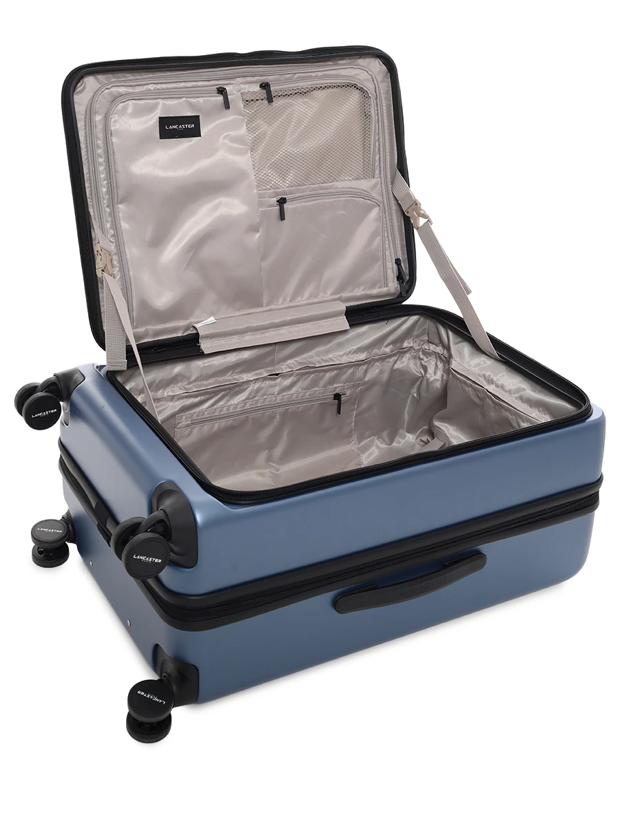 Багаж из трех чемоданов из поликарбоната