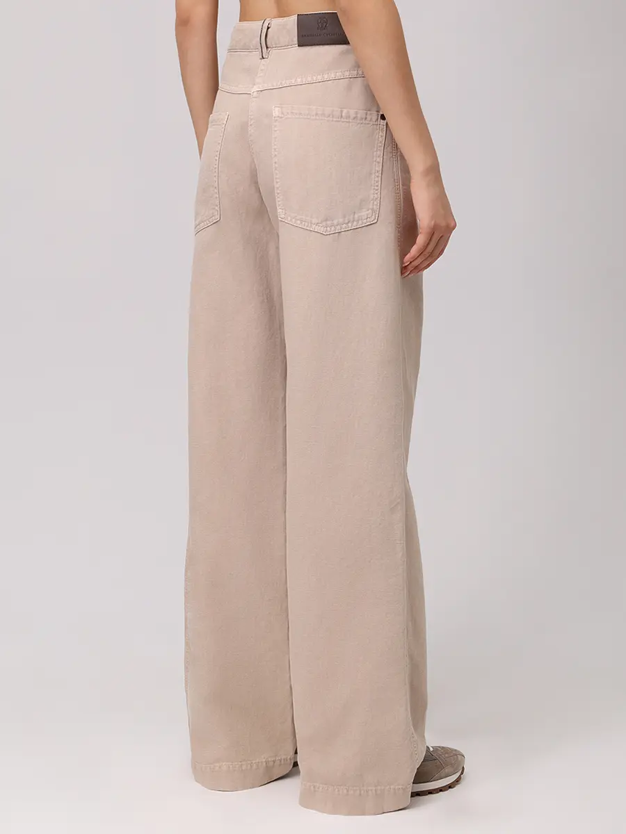 Джинсы из хлопка и льна