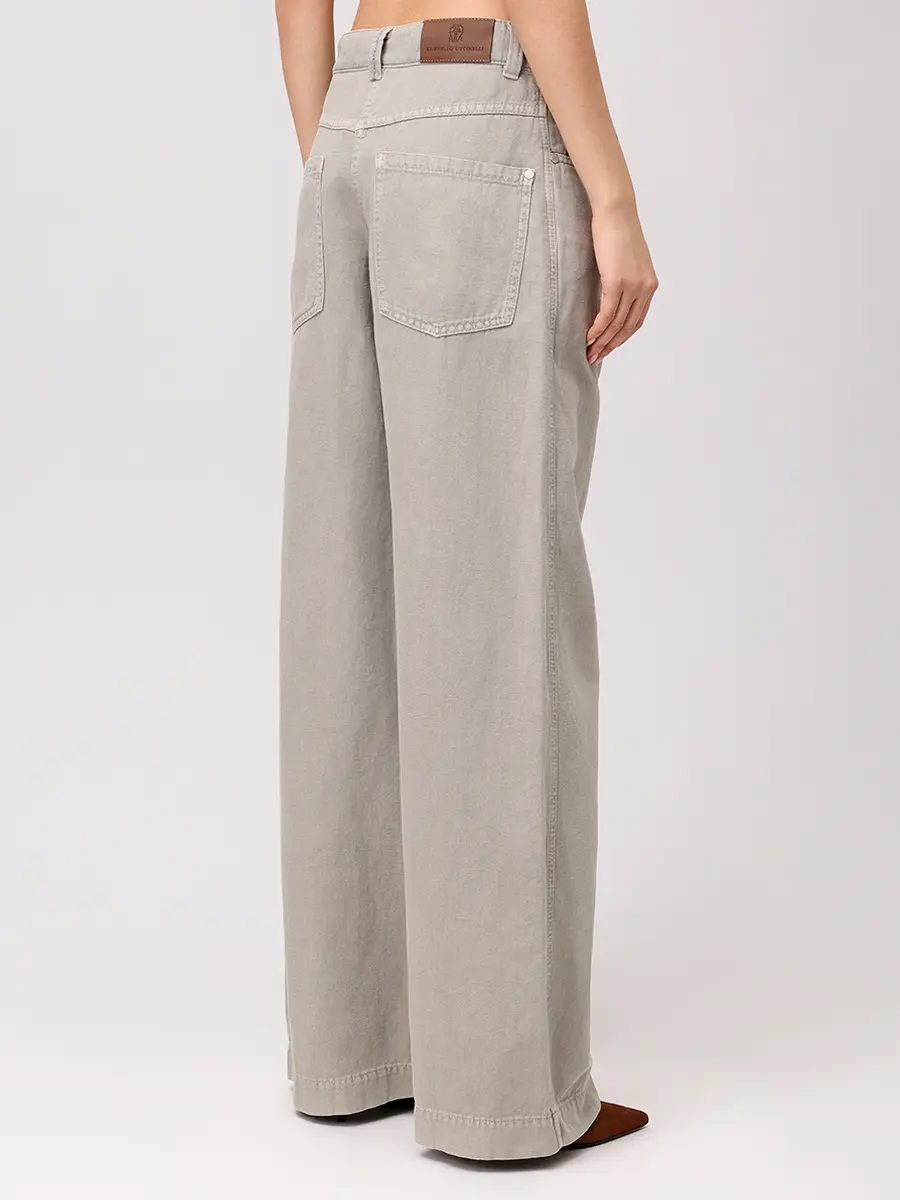 Джинсы из хлопка и льна