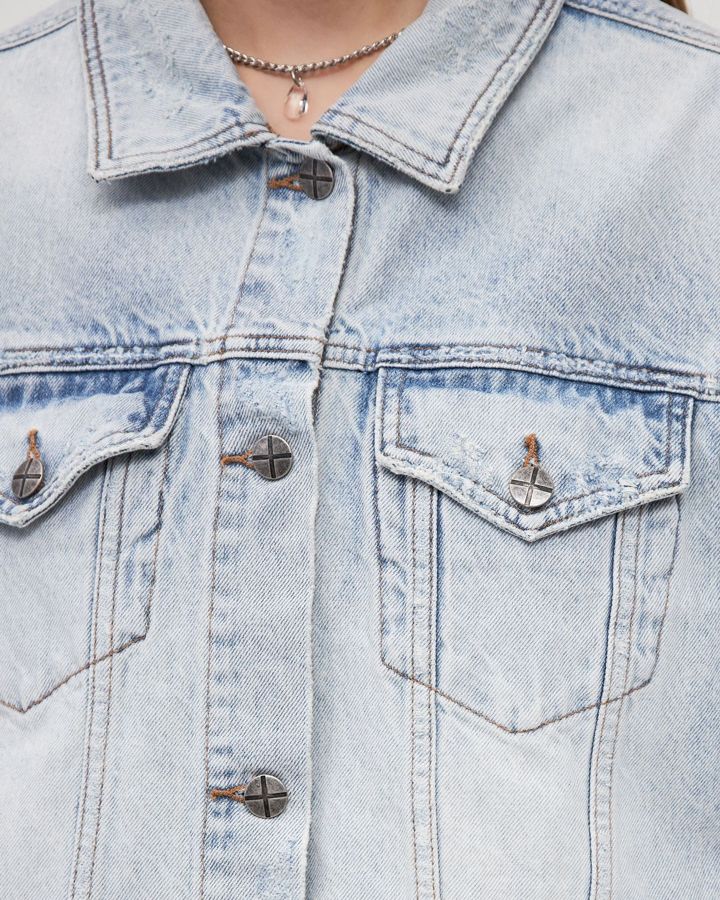 Куртка джинсовая