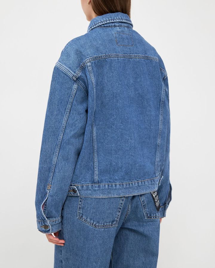 Куртка джинсовая