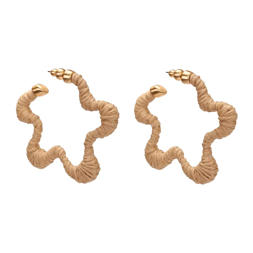 Серьги из рафии