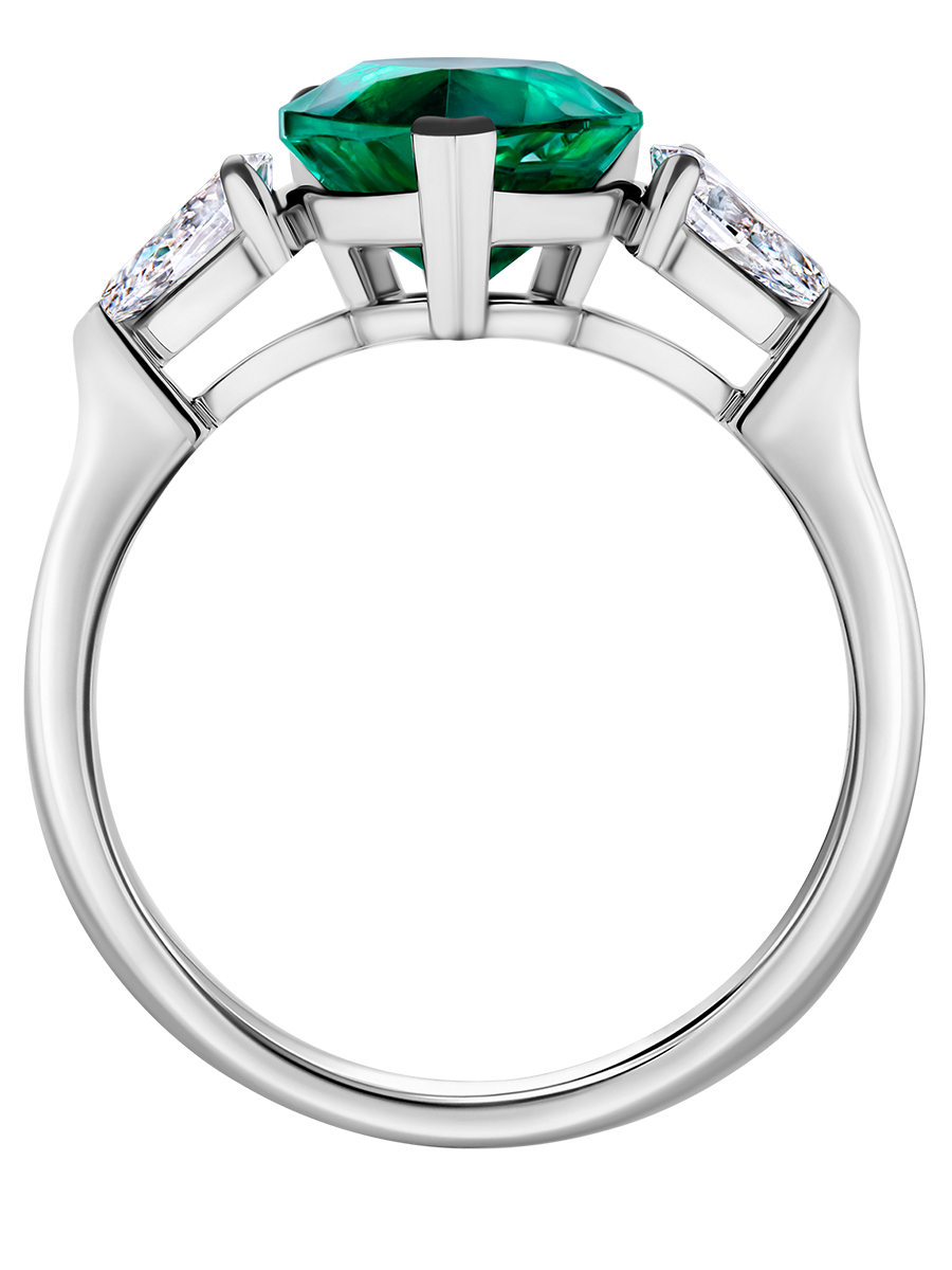 Кольцо с изумрудом и бриллиантами