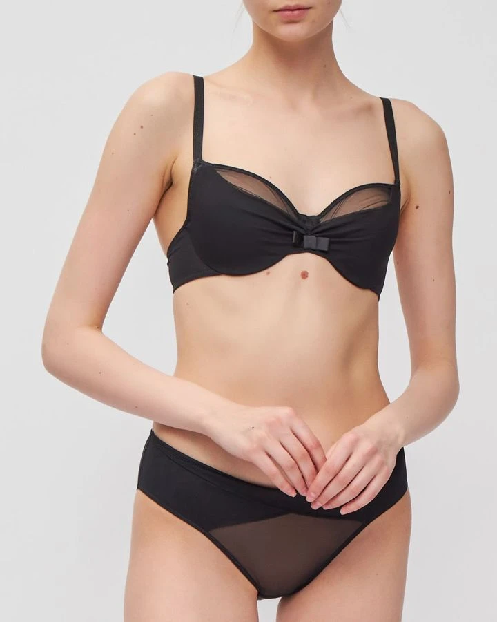 Бюстгальтер