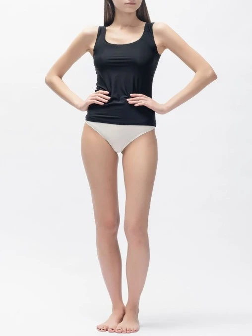 Трусы-стринг однотонные CHANTELLE