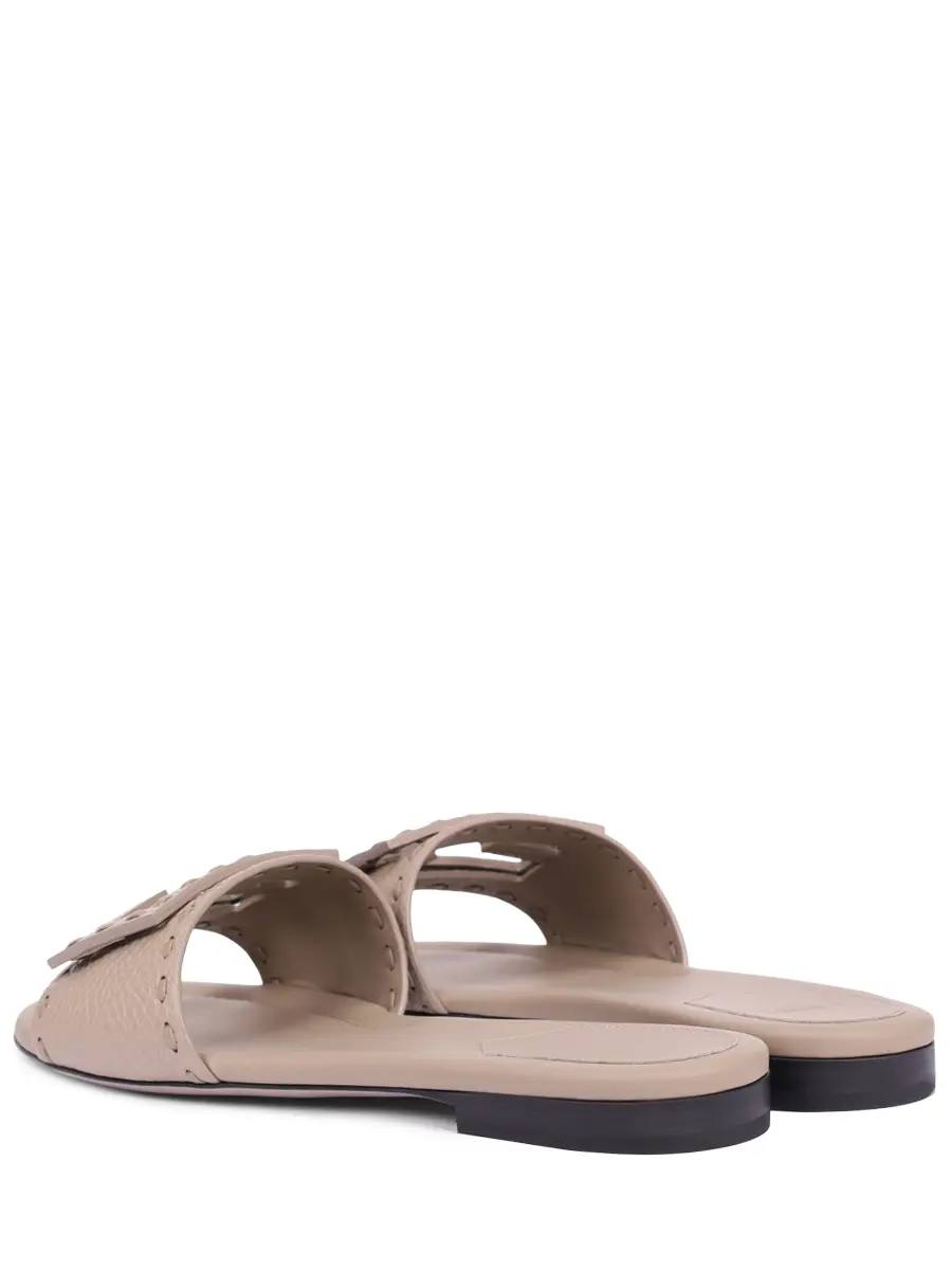 Шлепанцы кожаные Baguette