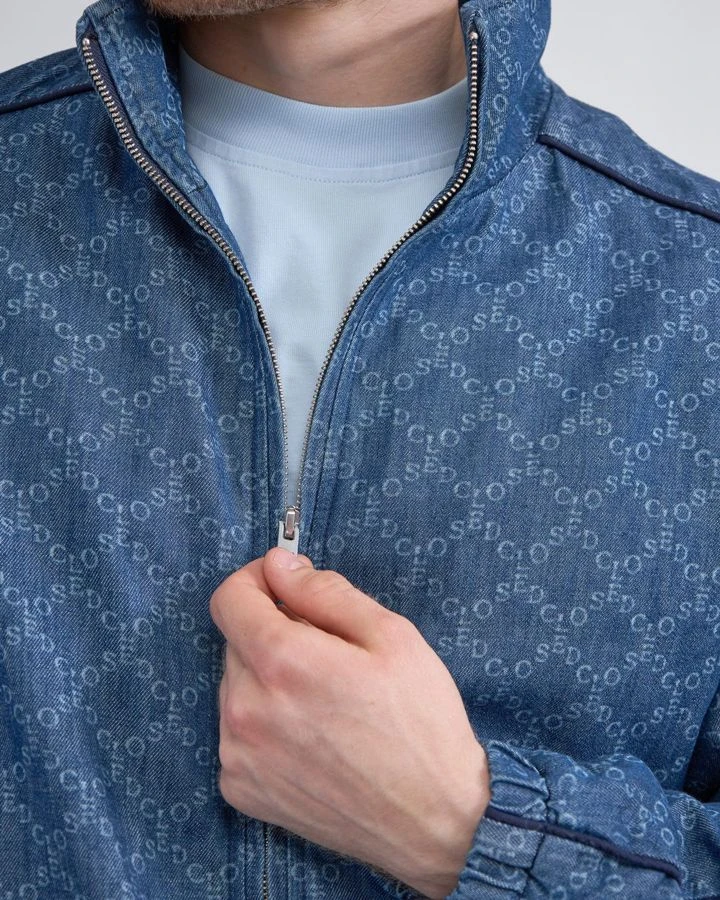 Куртка джинсовая