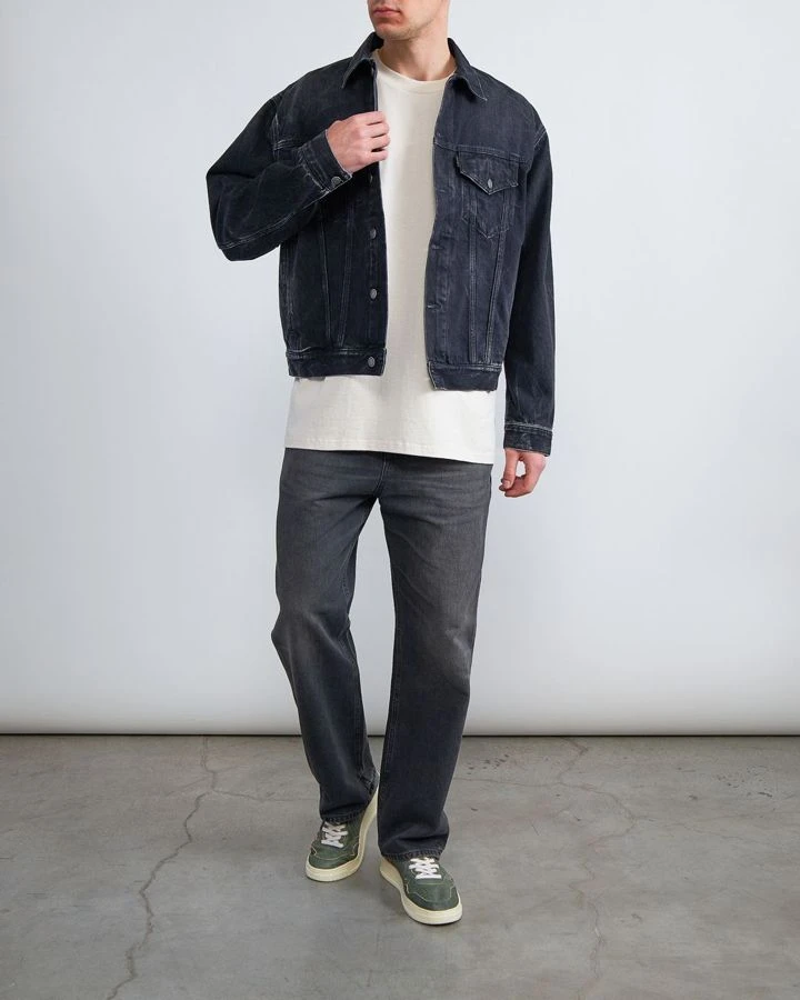 Куртка джинсовая