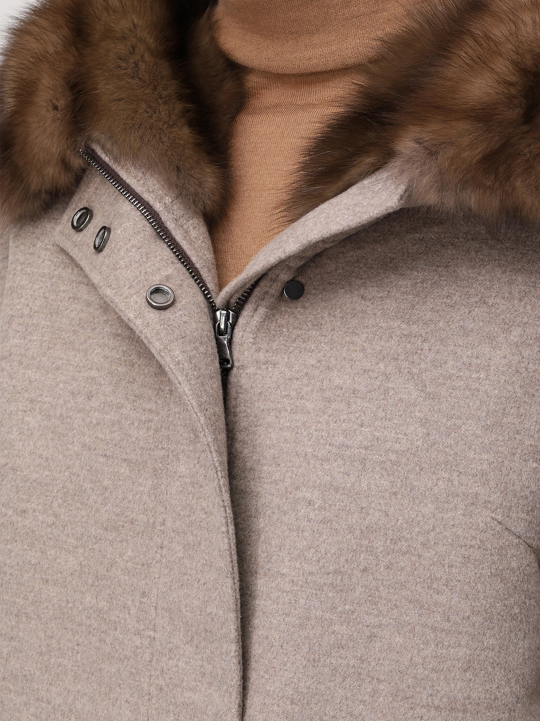 Парка с мехом соболя