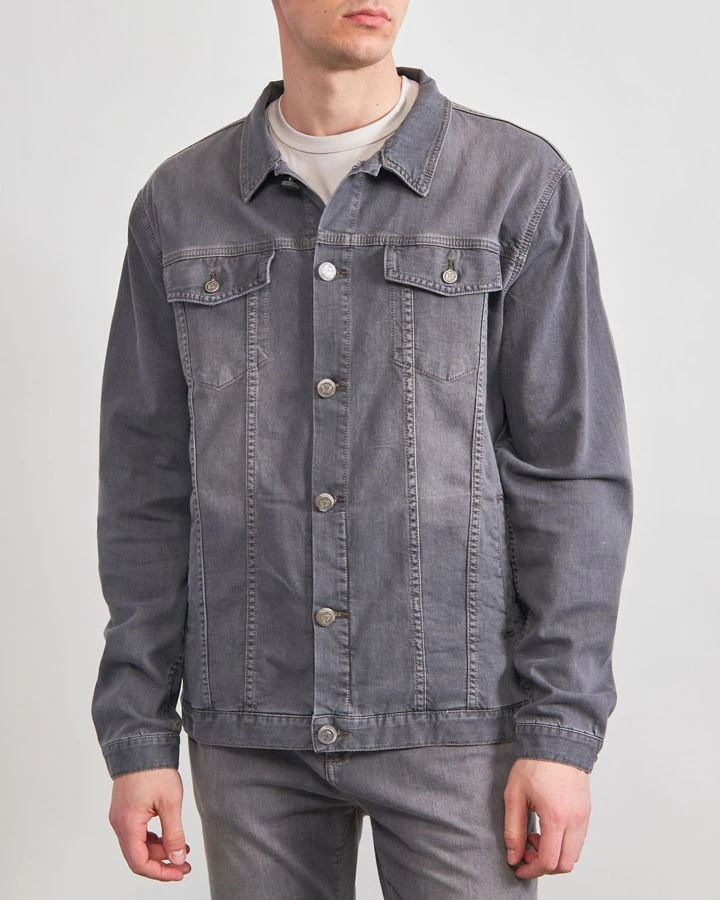 Куртка джинсовая