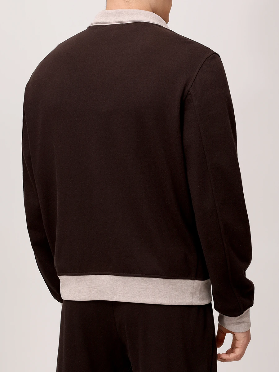 Костюм спортивный