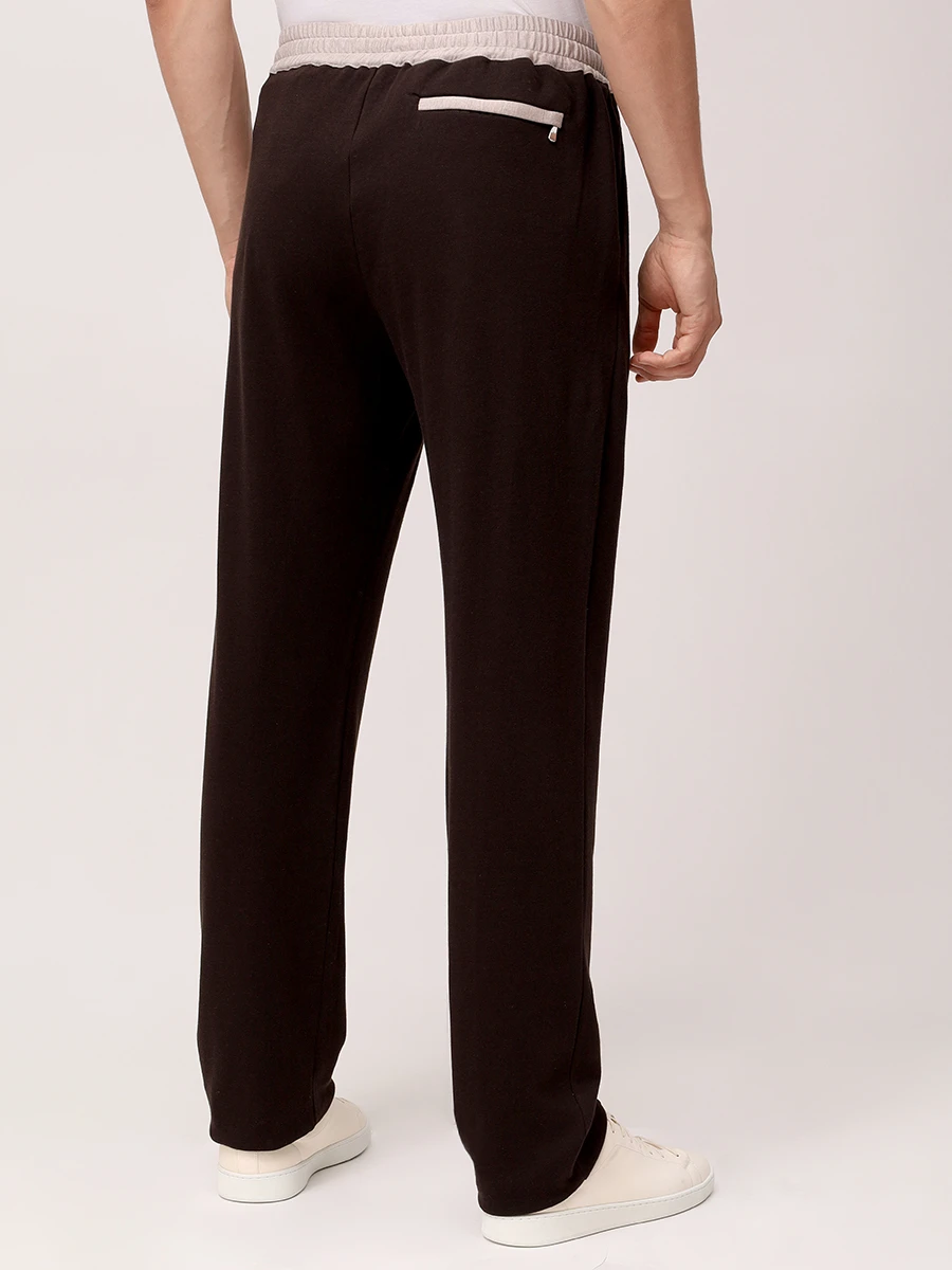 Костюм спортивный